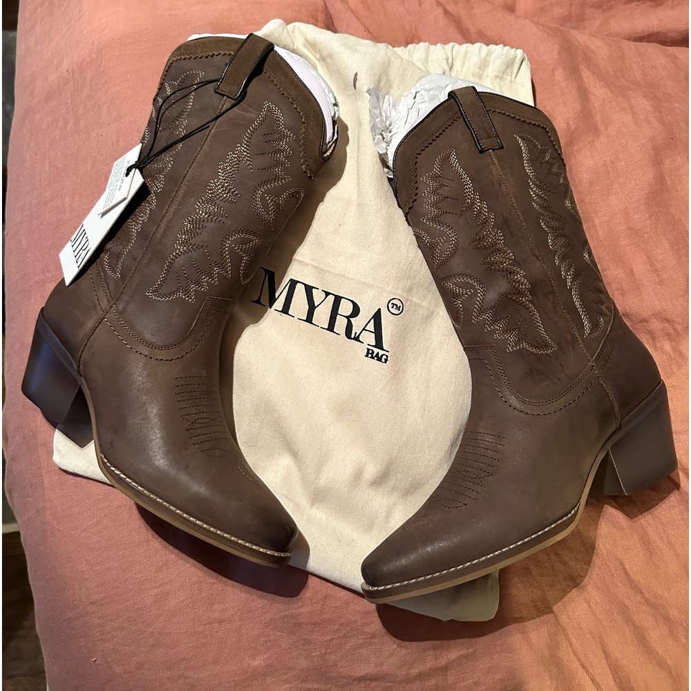 MYRA Leather Cowboy Boots